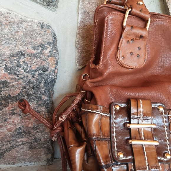 Large beautiful shoulder purse!!  👛 - Picture 5 of 8